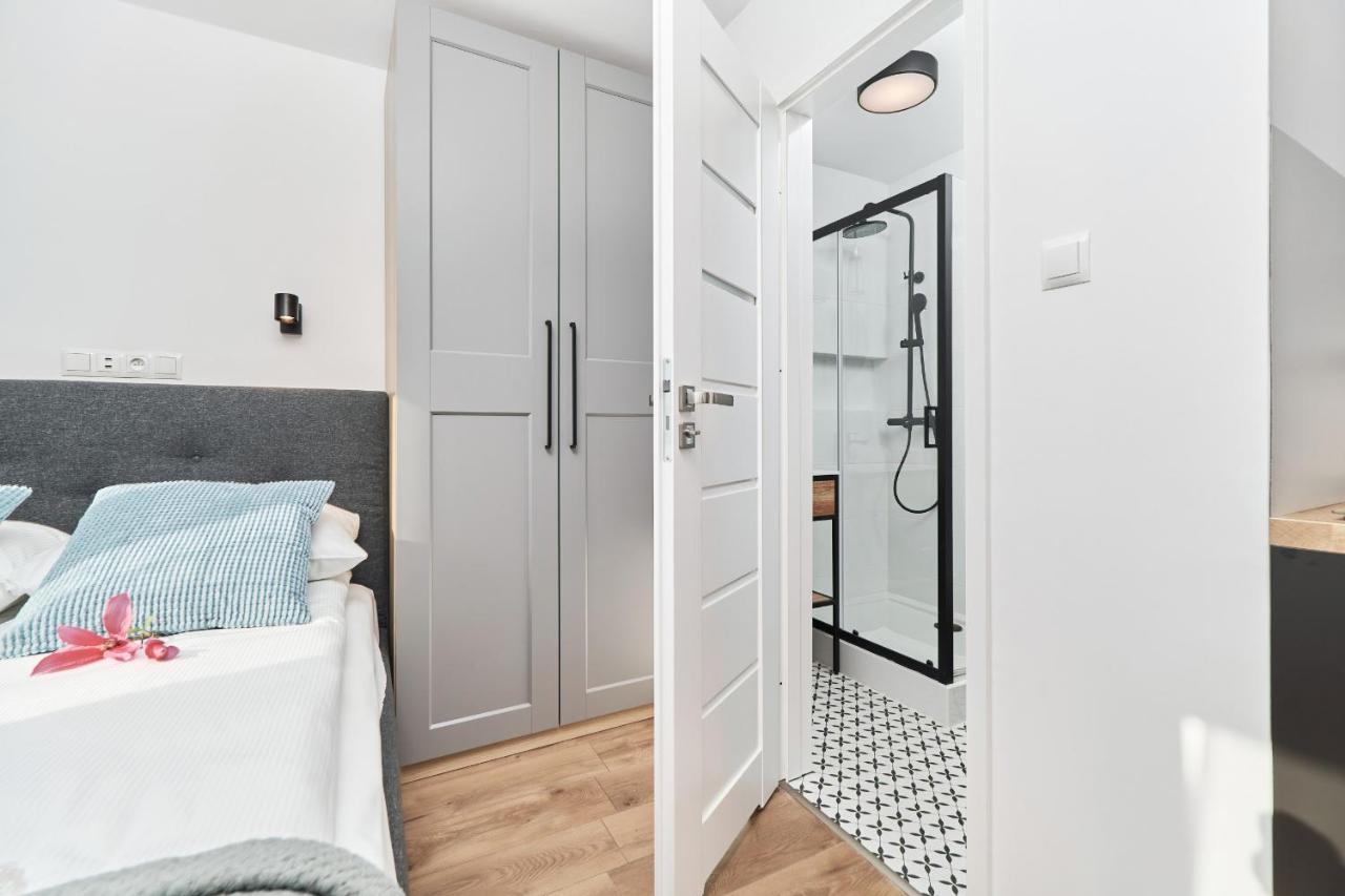 City Center Studio Apartment Wroclaw By Noclegi Renters Екстериор снимка